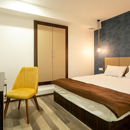 Garden Inn Nizami Hotel باكو المظهر الخارجي الصورة