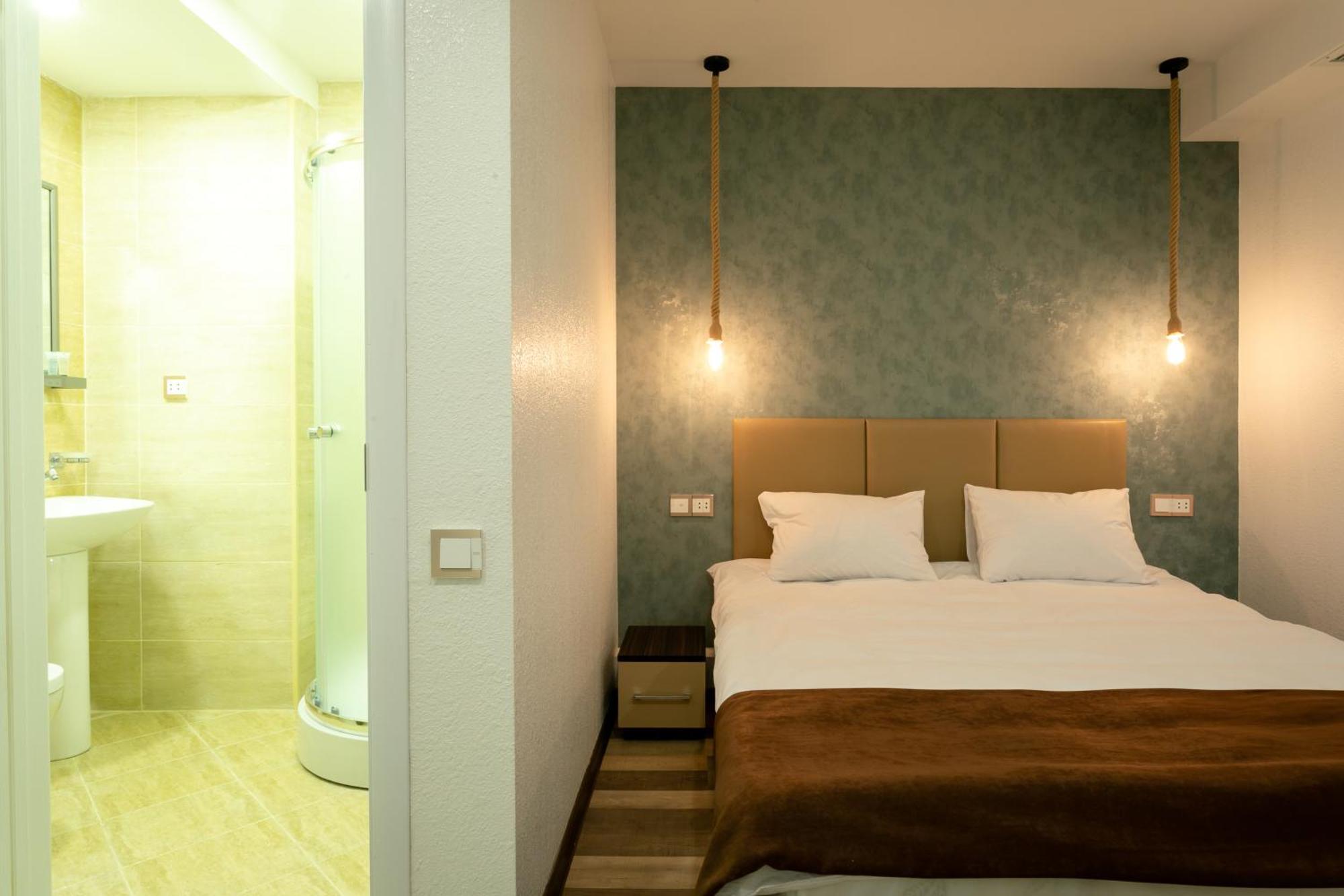 Garden Inn Nizami Hotel باكو المظهر الخارجي الصورة