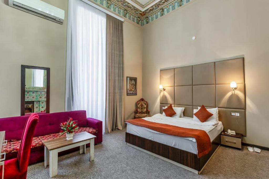 Garden Inn Nizami Hotel باكو المظهر الخارجي الصورة